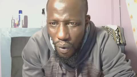 kai91799 online show from 12/17/25, 08:59