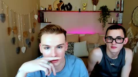 Kai online show from 04/18/26, 08:42