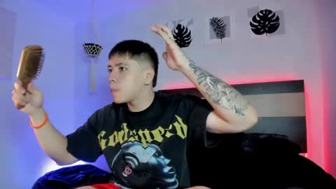         online show from 04/17/26, 02:36