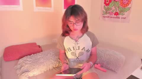 Kai Novoa online show from 10/15/25, 08:31