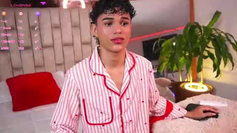 kai_onfire online show from 07/15/26, 06:51
