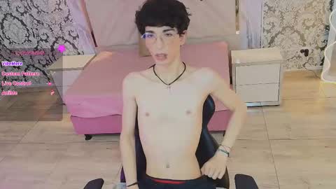 kai_tay1 online show from 03/28/26, 11:43