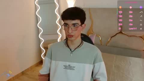 kai_tay1 online show from 04/23/26, 11:31