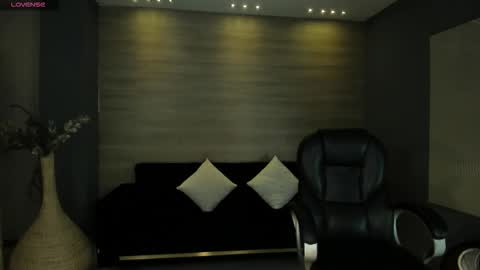 Kaia Ferreira online show from 10/09/25, 12:03