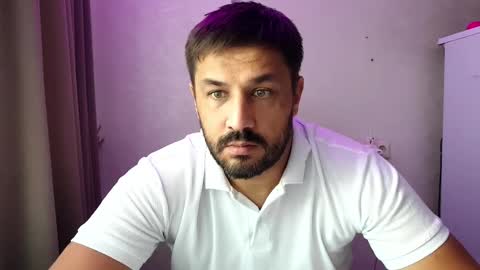 Snapshot of kaifik chatting on 11/18/25, 01:33 kaifik online show from 11/18/25, 01:33