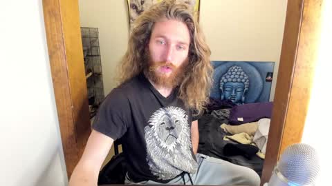 Snapshot of kaiku77 chatting on 12/19/24, 02:56 Kaiku77 online show from 12/19/24, 02:56