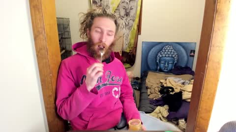 Snapshot of kaiku77 chatting on 12/22/24, 02:39 Kaiku77 online show from 12/22/24, 02:39