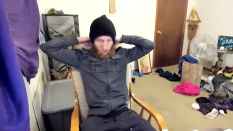 Snapshot of kaiku77 chatting on 02/17/25, 12:21 Kaiku77 online show from 02/17/25, 12:21