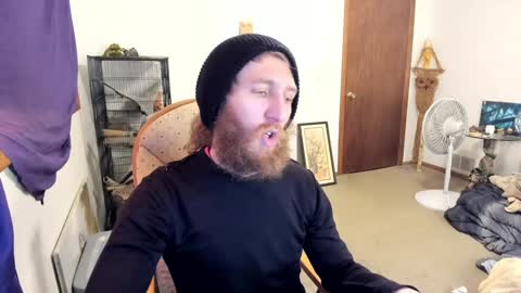 Snapshot of kaiku77 chatting on 02/26/25, 12:38 Kaiku77 online show from 02/26/25, 12:38