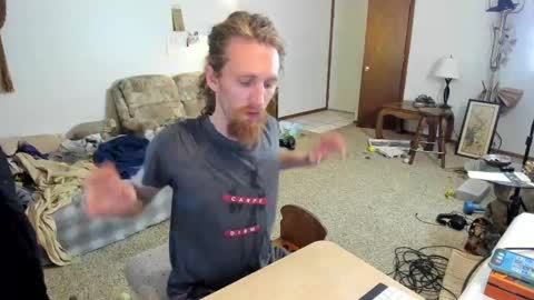 Snapshot of kaiku77 chatting on 09/15/25, 09:59 Kaiku77 online show from 09/15/25, 09:59