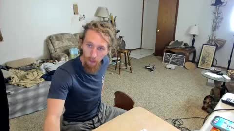 Snapshot of kaiku77 chatting on 09/19/25, 03:52 Kaiku77 online show from 09/19/25, 03:52