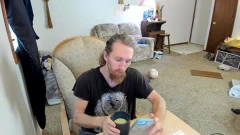 Snapshot of kaiku77 chatting on 09/23/25, 07:06 Kaiku77 online show from 09/23/25, 07:06