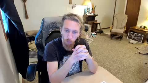 Snapshot of kaiku77 chatting on 09/25/25, 08:01 Kaiku77 online show from 09/25/25, 08:01