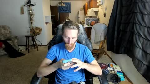 Snapshot of kaiku77 chatting on 10/26/25, 07:20 Kaiku77 online show from 10/26/25, 07:20