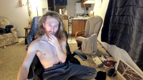 Snapshot of kaiku77 chatting on 11/14/25, 07:40 Kaiku77 online show from 11/14/25, 07:40