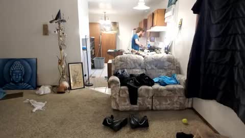 Kaiku77 online show from 12/22/25, 08:39