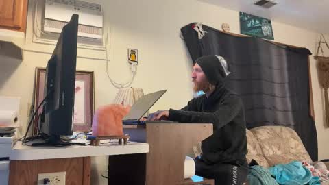 Kaiku77 online show from 02/11/26, 07:08