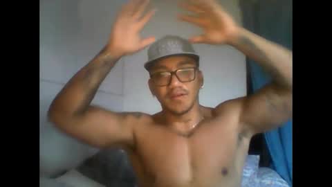 Snapshot of kail_1111 chatting on 11/27/25, 02:52 kail_1111 online show from 11/27/25, 02:52