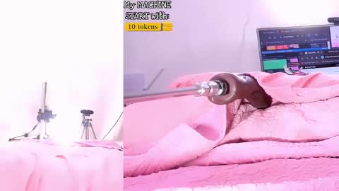 kaila Miller online show from 01/09/25, 05:33