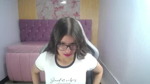 Kailee online show from 04/12/26, 01:05