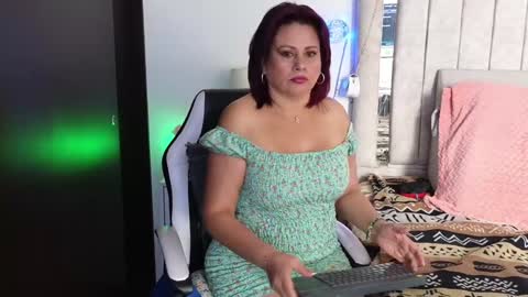 kaily jonness online show from 12/18/24, 05:42