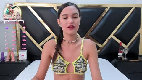Snapshot of kaily_sweet1 chatting on 02/04/25, 11:16 kelly online show from 02/04/25, 11:16