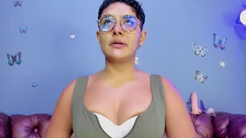 kaira_mosse_ online show from 11/27/25, 11:45