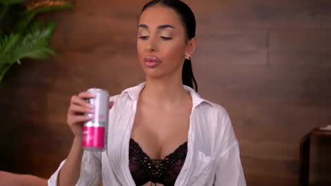 Kaira online show from 02/20/26, 07:47