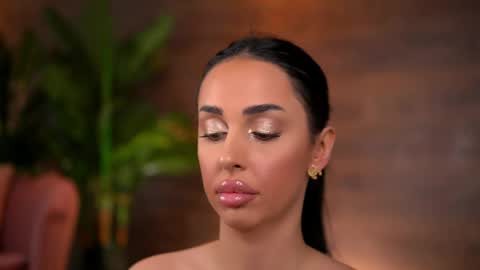 Kaira online show from 04/03/26, 05:44