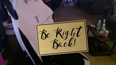 Snapshot of kait331 chatting on 12/24/24, 01:16 Camprincess331 online show from 12/24/24, 01:16