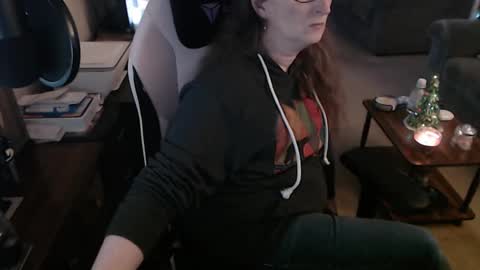 Snapshot of kait331 chatting on 12/26/24, 02:12 Camprincess331 online show from 12/26/24, 02:12