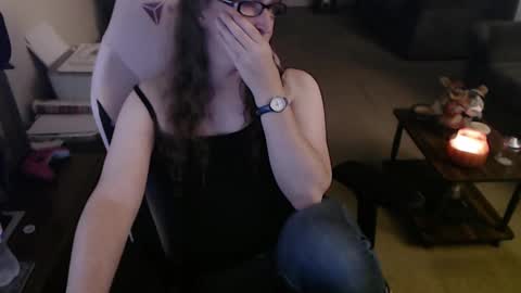 Snapshot of kait331 chatting on 10/04/25, 01:14 Camprincess331 online show from 10/04/25, 01:14