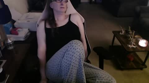 Snapshot of kait331 chatting on 05/25/26, 01:11 Camprincess331 online show from 05/25/26, 01:11