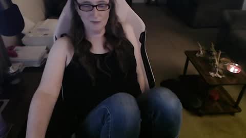 Snapshot of kait331 chatting on 06/05/26, 01:23 Camprincess331 online show from 06/05/26, 01:23