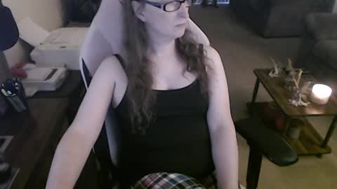 Snapshot of kait331 chatting on 06/29/26, 01:12 Camprincess331 online show from 06/29/26, 01:12