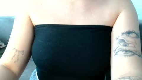 Snapshot of kaitlin_kk chatting on 06/26/26, 01:48 Kaitlin online show from 06/26/26, 01:48