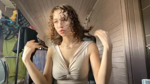 Lily online show from 04/25/26, 12:08