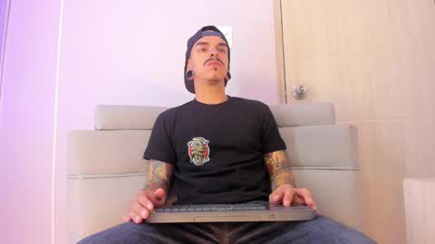 Kale online show from 10/07/25, 11:07