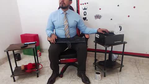 Kaleth online show from 02/08/26, 01:09