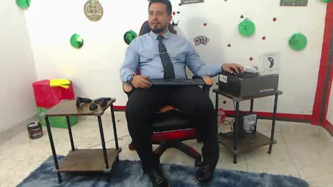 Kaleth online show from 04/12/26, 07:41