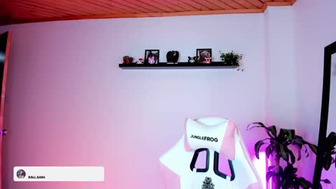 Kali Ka Please help me with your thumbs up its important   dont forget my birthday on October 26 online show from 11/29/25, 02:47