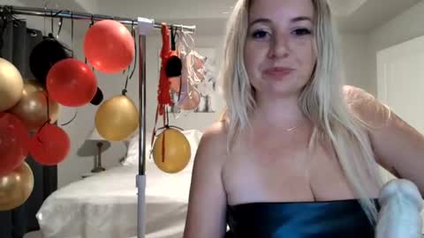Snapshot of kaliii_jones chatting on 07/12/26, 08:05 Kaliii jones online show from 07/12/26, 08:05