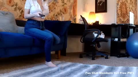 Tara Smith online show from 01/12/25, 04:18