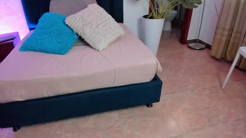 KaliMonroe online show from 01/09/25, 05:43