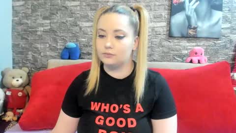 kalindahot online show from 11/15/25, 11:10