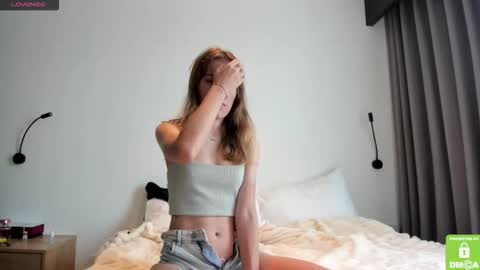 Snapshot of kalisee_ chatting on 12/14/25, 05:46 Kalisee online show from 12/14/25, 05:46