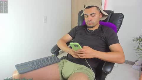 K A L I online show from 02/25/26, 07:40