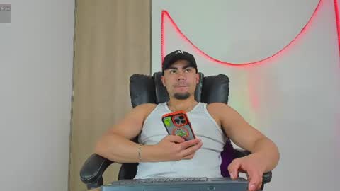 Snapshot of kalivan_voinesscu chatting on 06/18/26, 06:13 K A L I online show from 06/18/26, 06:13