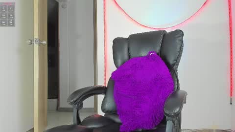 K A L I online show from 06/20/26, 07:55