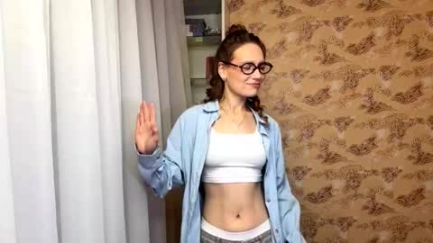 Snapshot of kallieboice chatting on 11/02/25, 02:52 Kallie online show from 11/02/25, 02:52